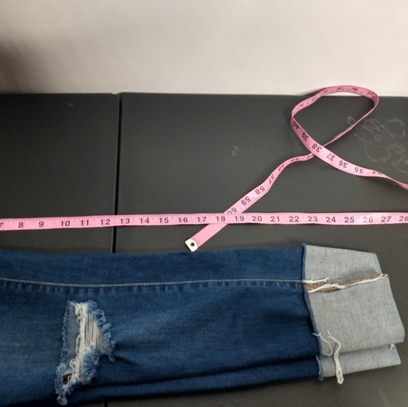 Joe's Jeans Women's Straight Leg Distressed Selvedge cuffed jeans, Hailey color - Picture 11 of 11